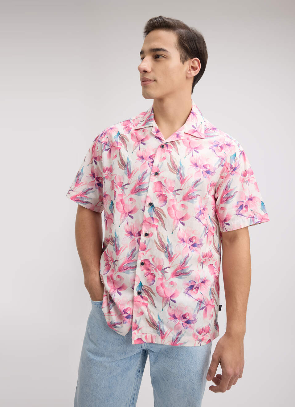 Men Peach Floral Print Resort Collar Shirt, , large image number 0