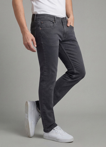 Men Grey Slim Fit Mid Rise All Climate Streachable Jeans