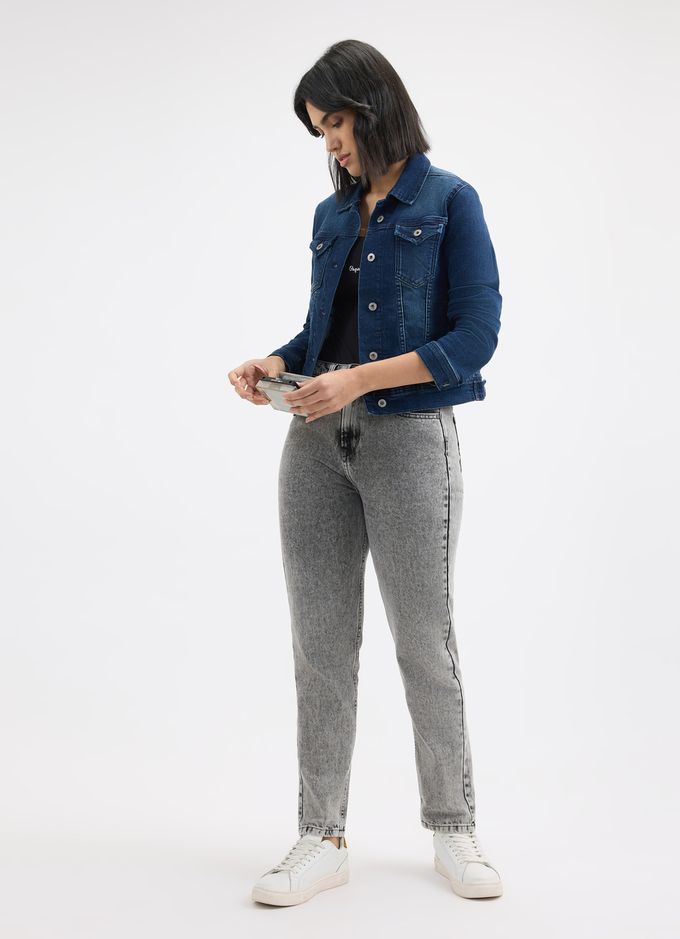 Women Grey Mom Fit High Rise Jeans, , large image number 5