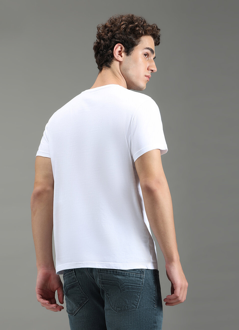 Men White Graphic Slim Fit T-shirt, , large image number 6