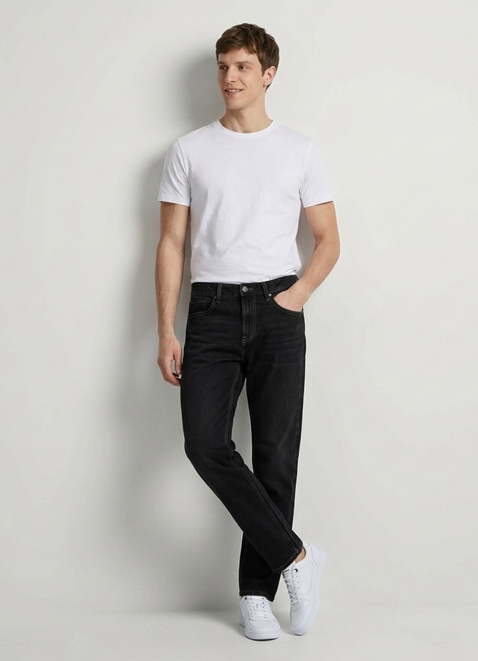 Men Black Baggy Fit Mid Rise Jeans, , large image number 7