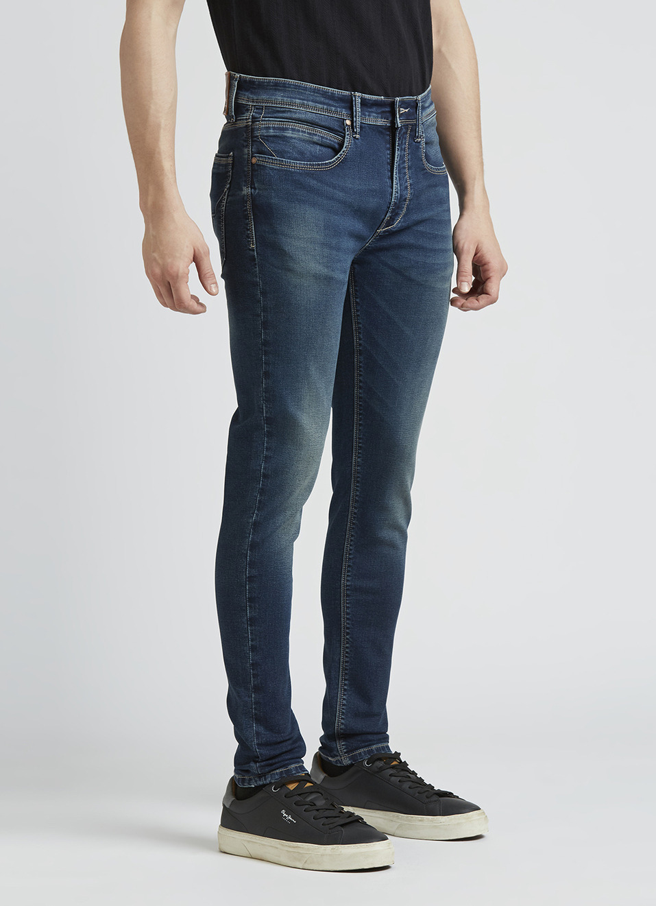 Chinox Blue Mid Rise Tapered Gymindigo Jeans, , large image number 2