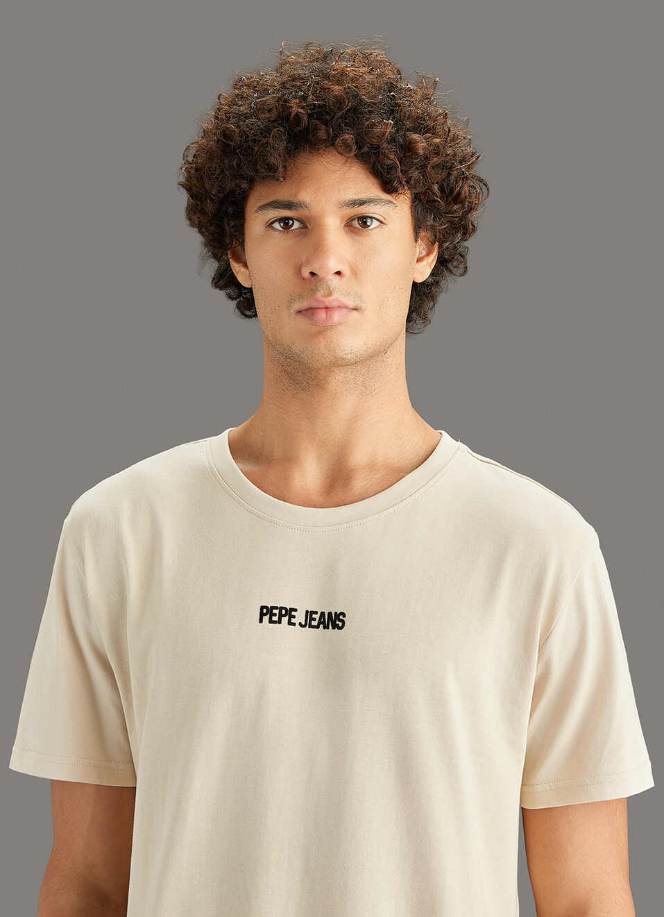 Men Beige Graphic Print Relaxed Fit Crew Neck T-shirt, , large image number 4