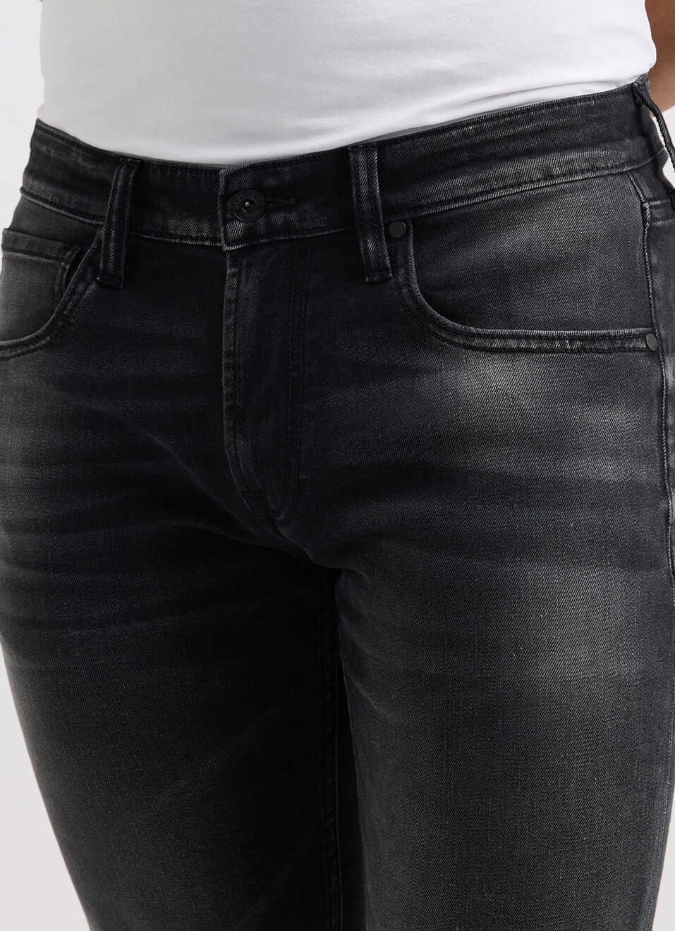 Men Black Slim Tapered Fit Low Rise Jeans , , large image number 4