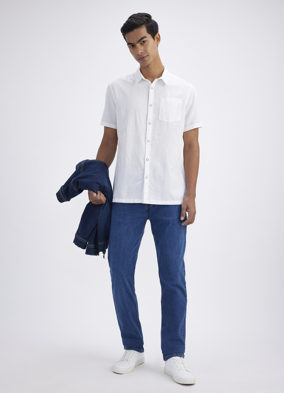 Men White Patch Pocket Short Sleeve Shirt, , large image number 5