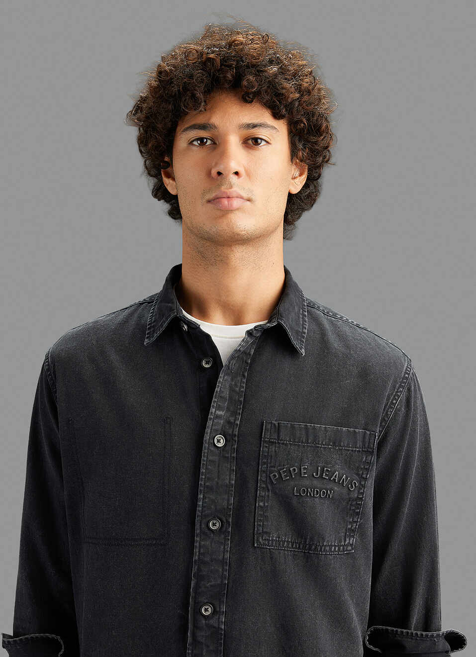 Men Black Solid Regular Fit Denim Shirt, , large image number 4