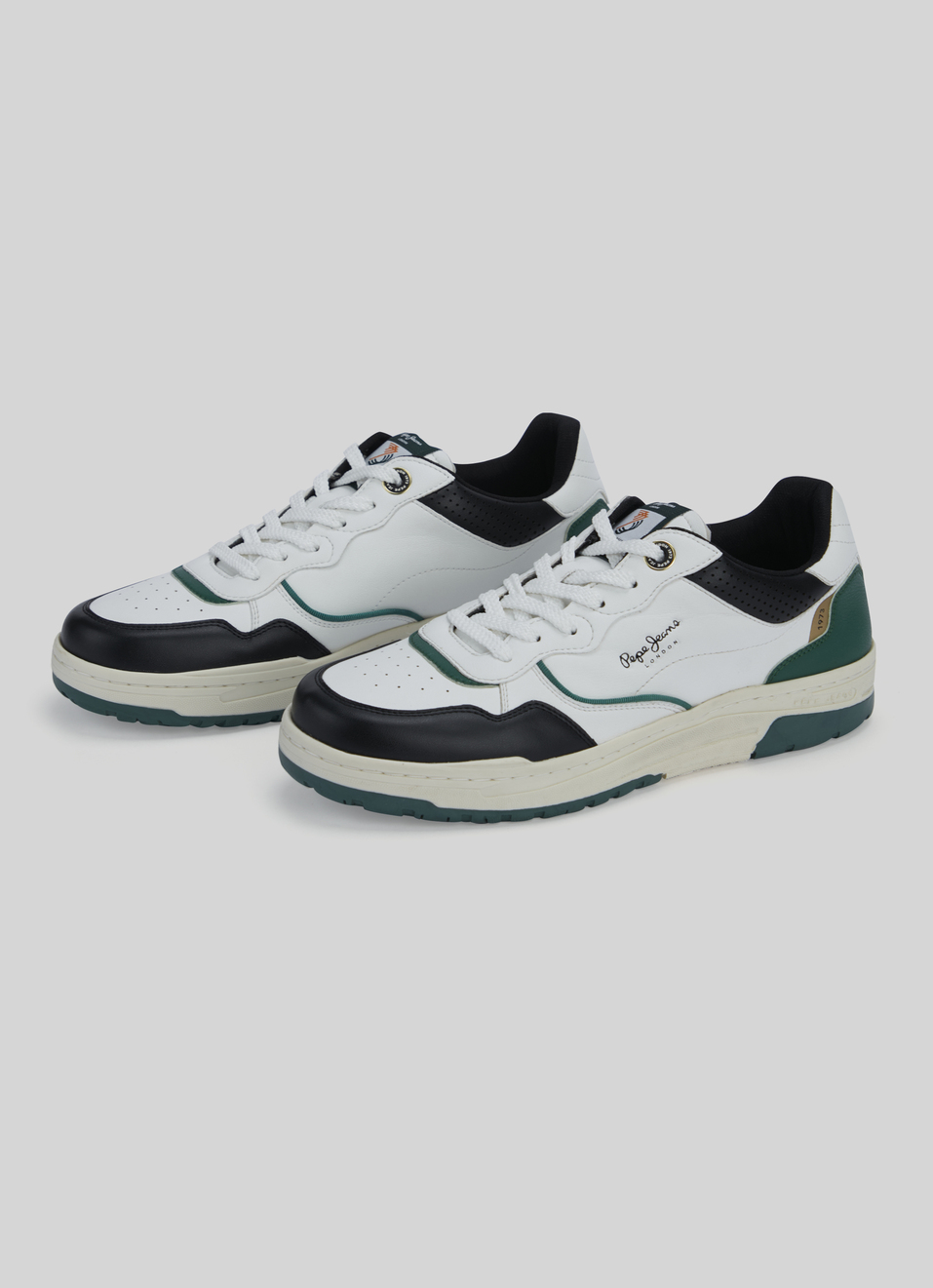 Green And White Anti-skid Cupsole Sneakers, , large image number 2