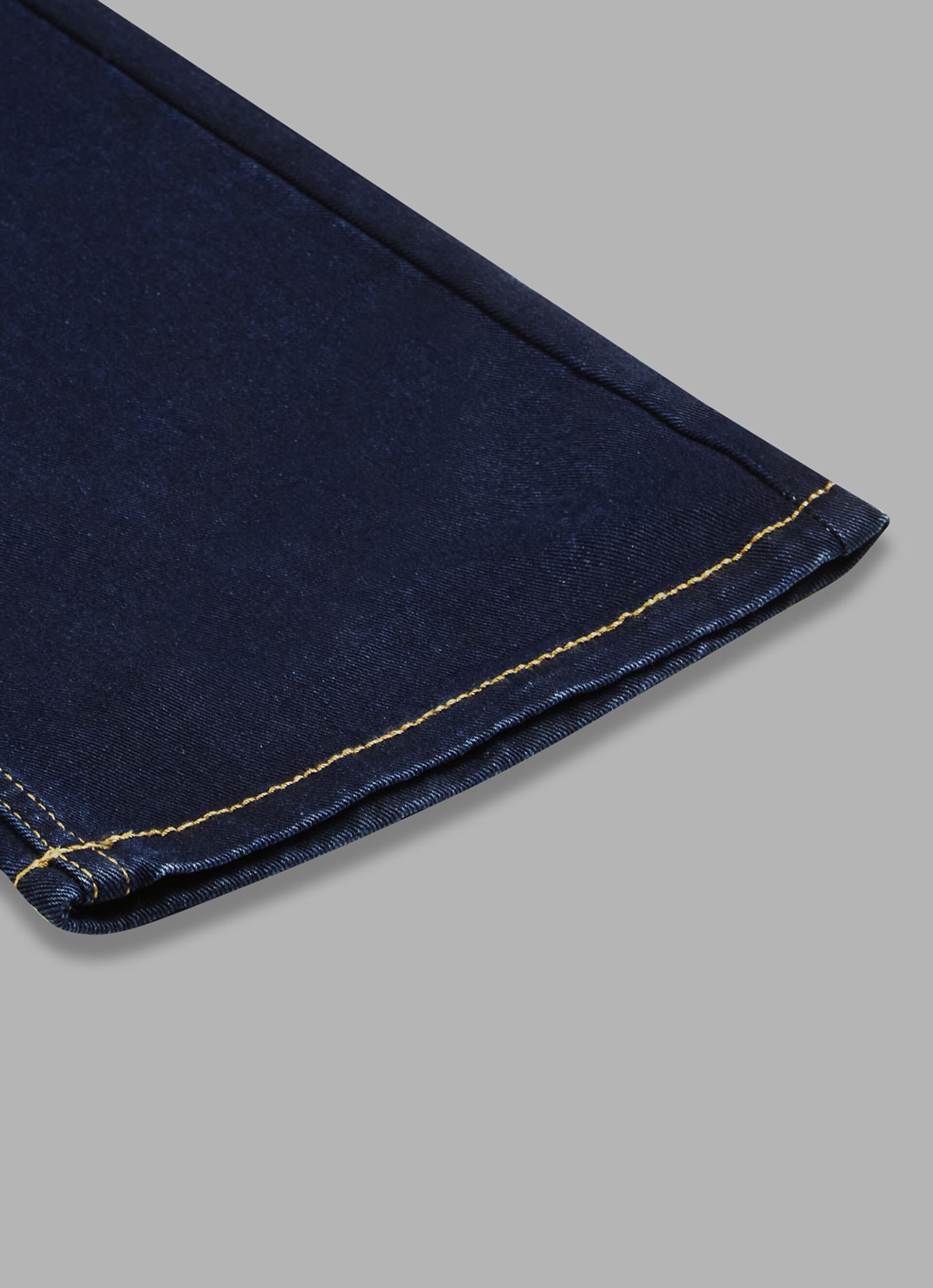 Men Black Slim Fit Stretchable Jeans, , large image number 8