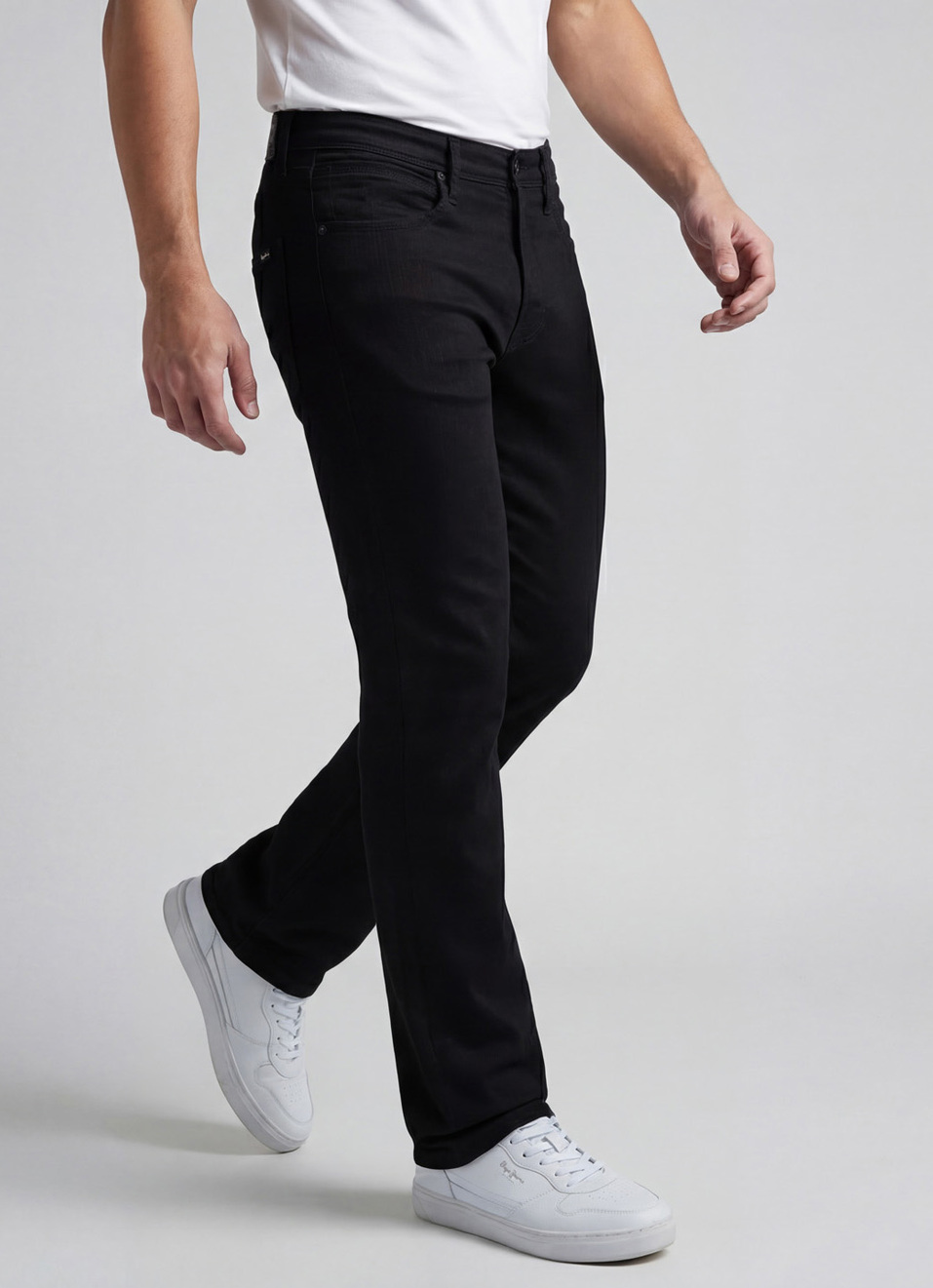 Men Black Regular Fit Mid Rise All Climate Streachable Jeans, , large image number 0