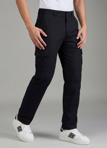 Men Black Mid Rise Straight Fit Cargo Pants