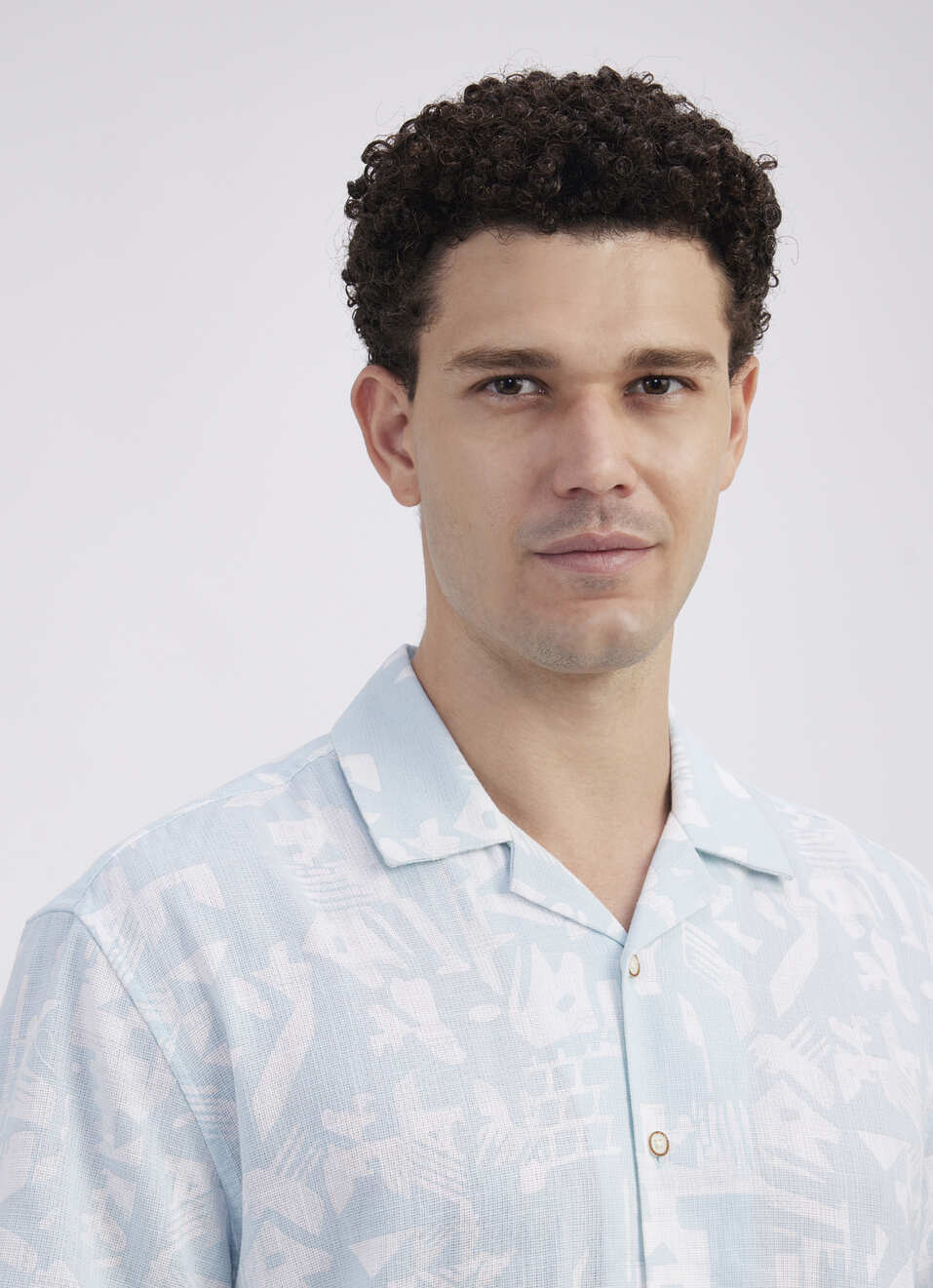 Men Blue Resort Collar Abstract Print Short Sleeve Shirt, , large image number 4