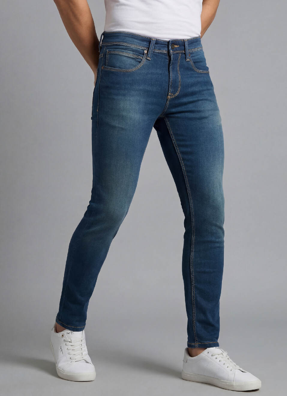 Men Blue Mid Rise Skinny Fit Powerflex Jeans, , large image number 0