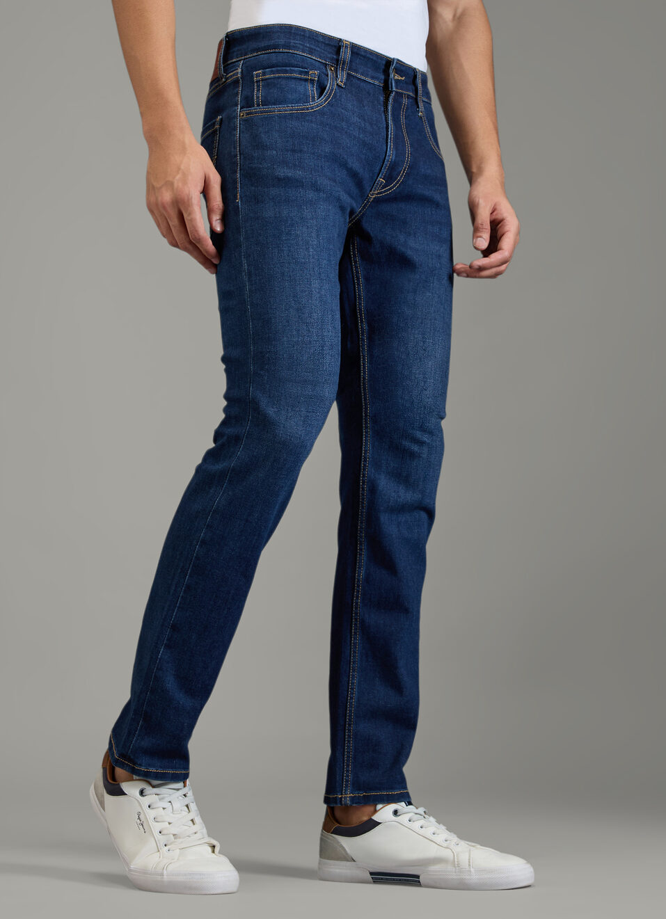 Men Blue Slim Fit Mid Rise Stretchable Jeans, , large image number 0