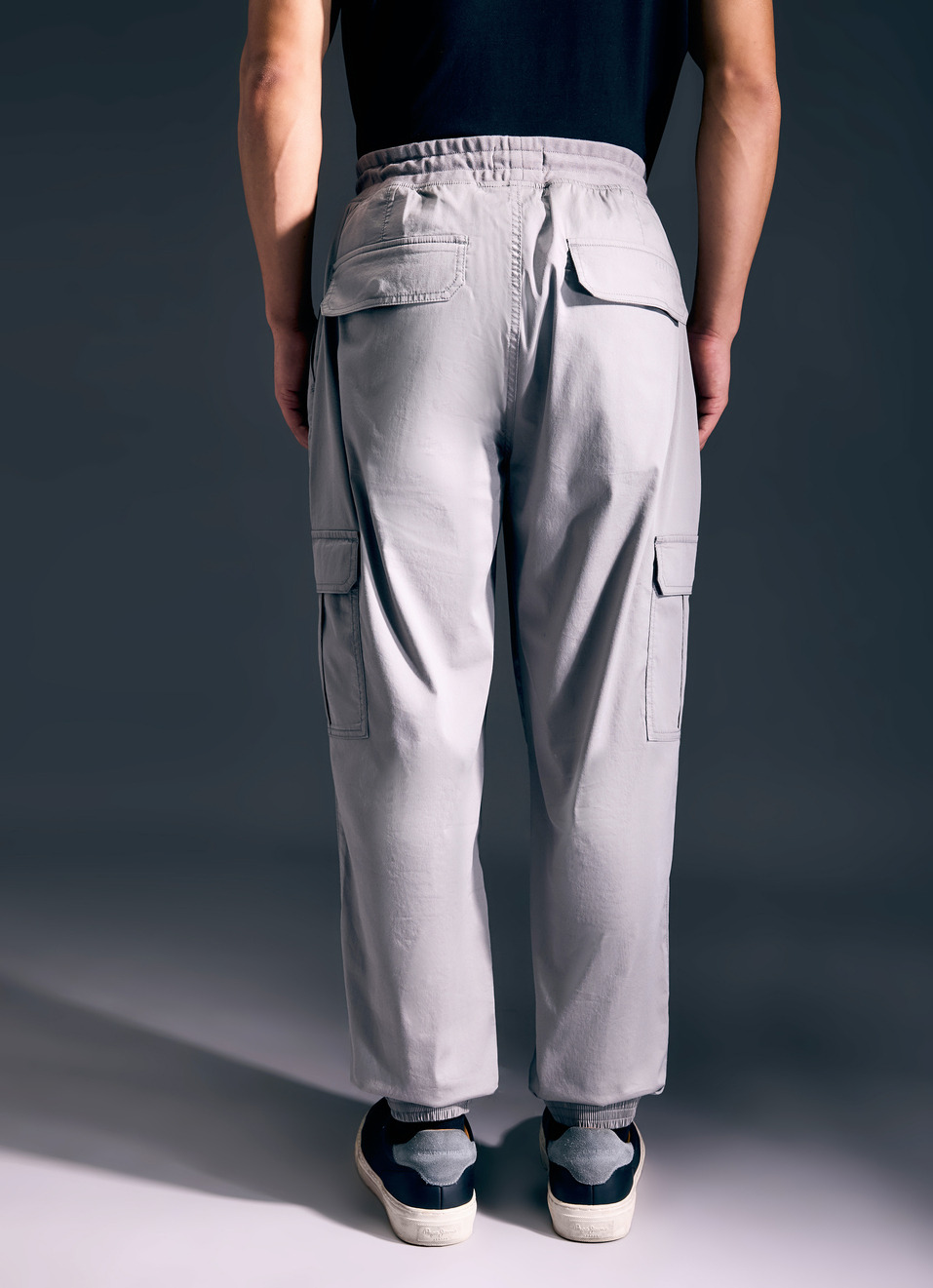 Men Grey Mid Rise Cargo Joggers, , large image number 2