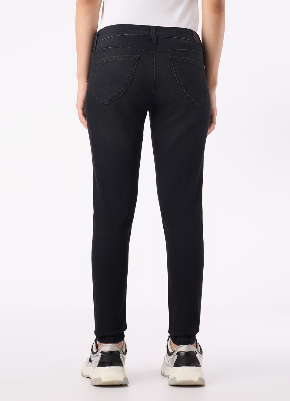 Women Black Mid Rise Skinny Fit Powerflex Jeans, , large image number 2