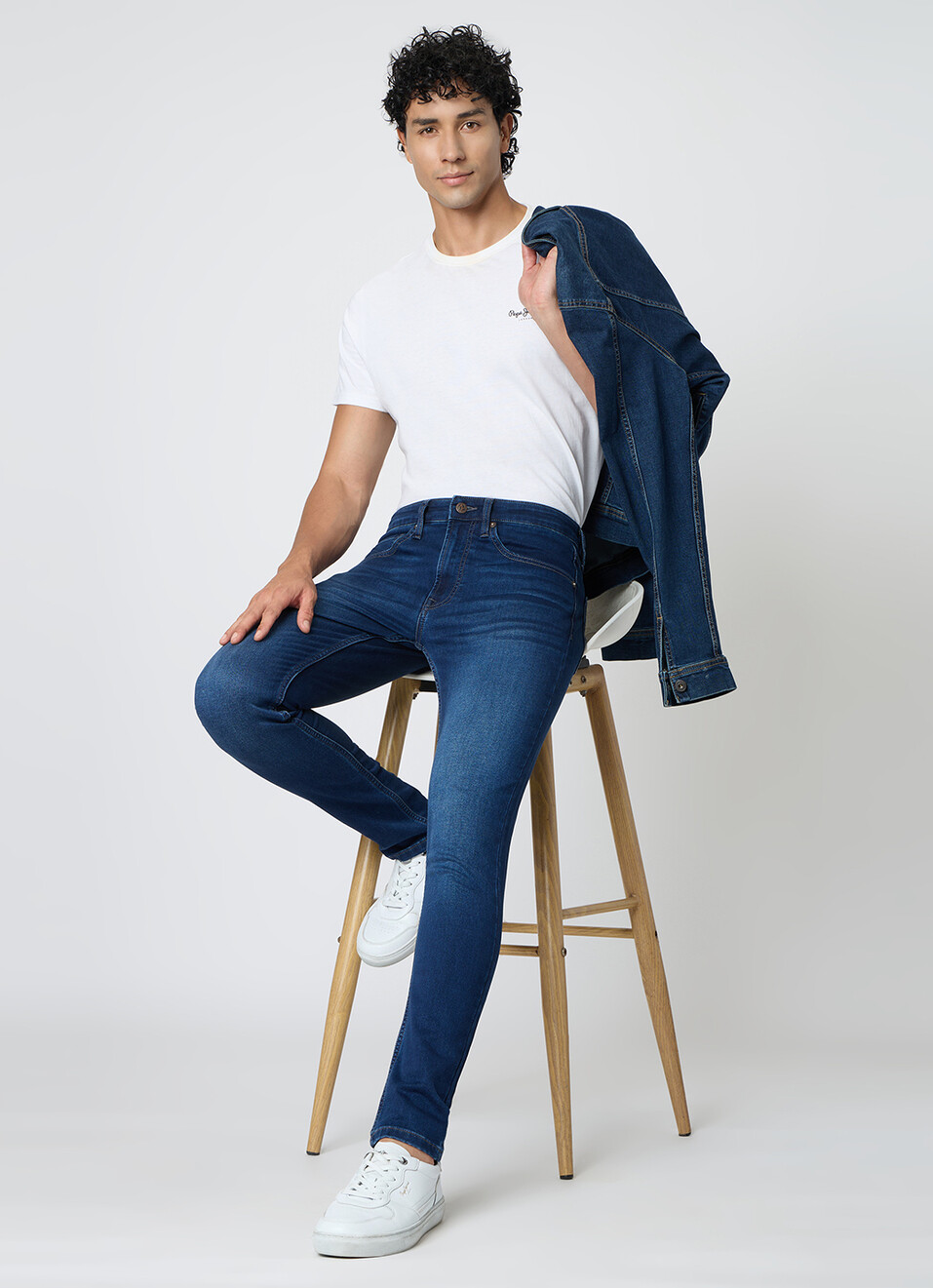 Men Blue Slim Fit Mid Rise Stretchable Jeans, , large image number 1