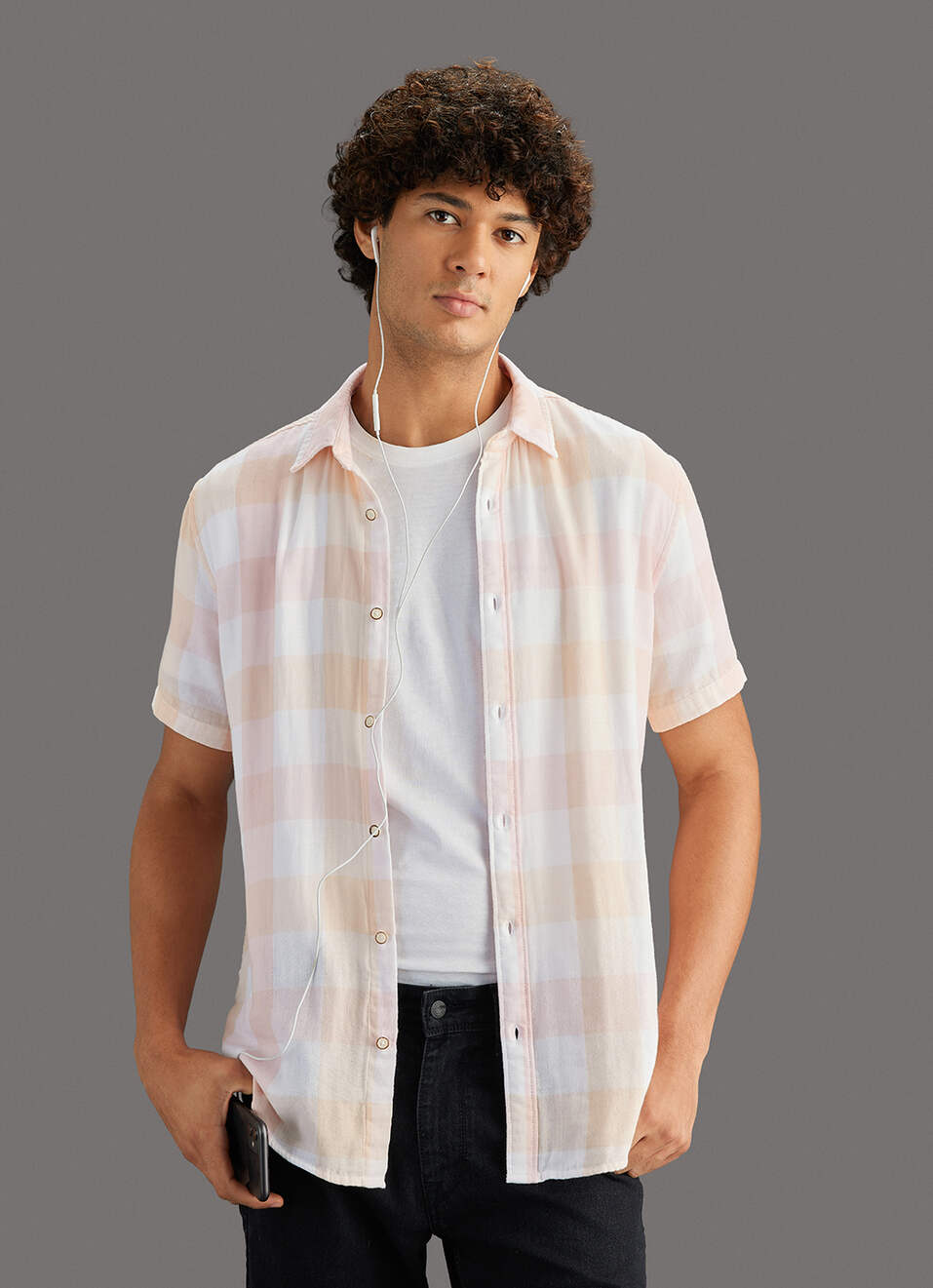 Men Peach Checked Regular Fit Shirt, , large image number 0
