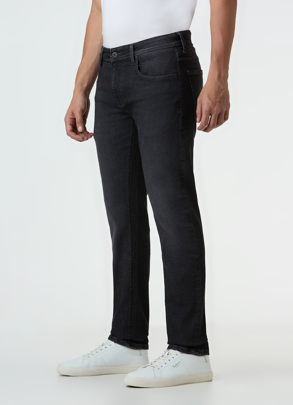 Men Black Mid Rise Slim Fit Stretchable Jeans, , large image number 5