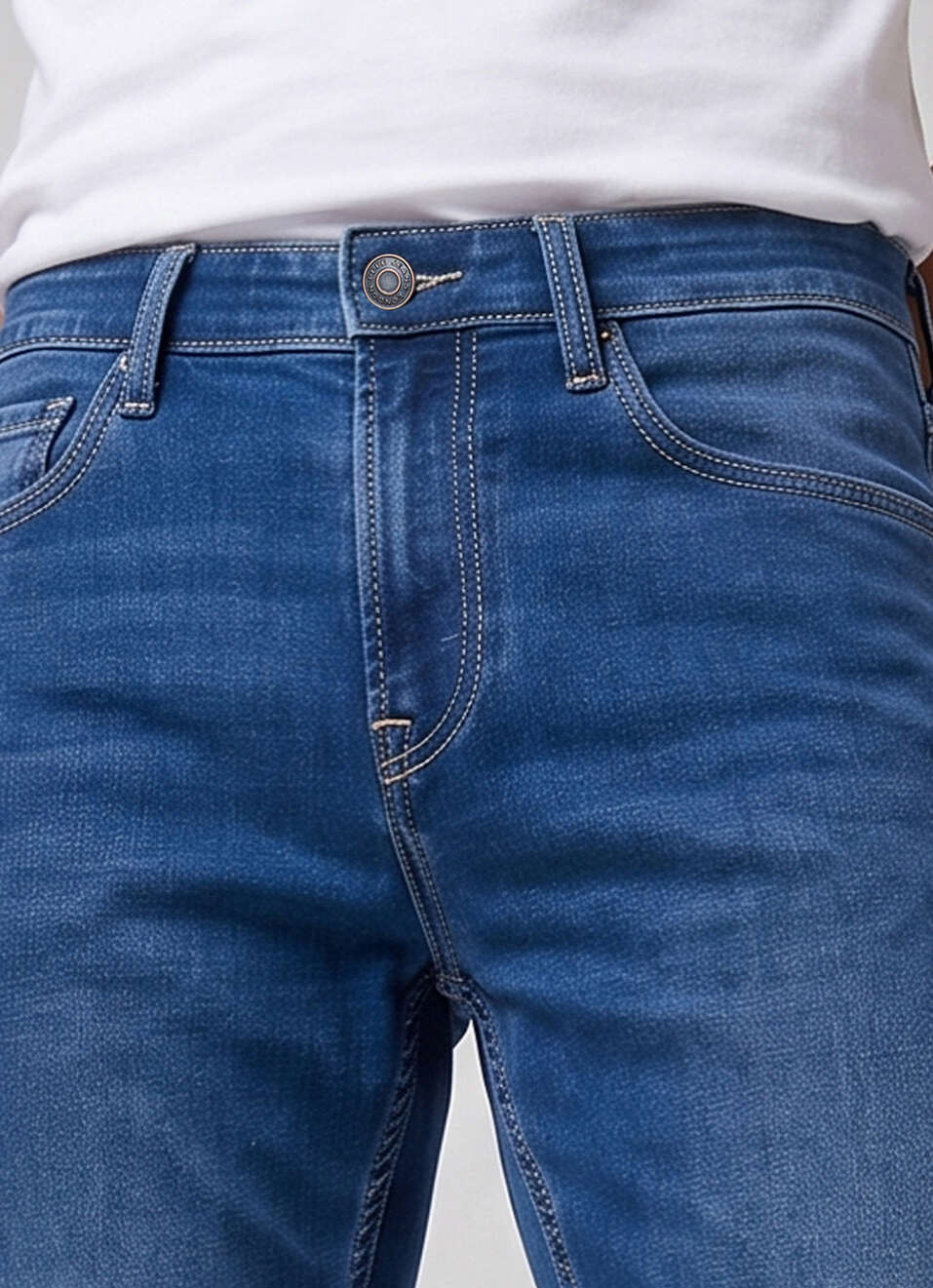 Men Blue Straight Fit Mid Rise Stretchable Jeans, , large image number 4