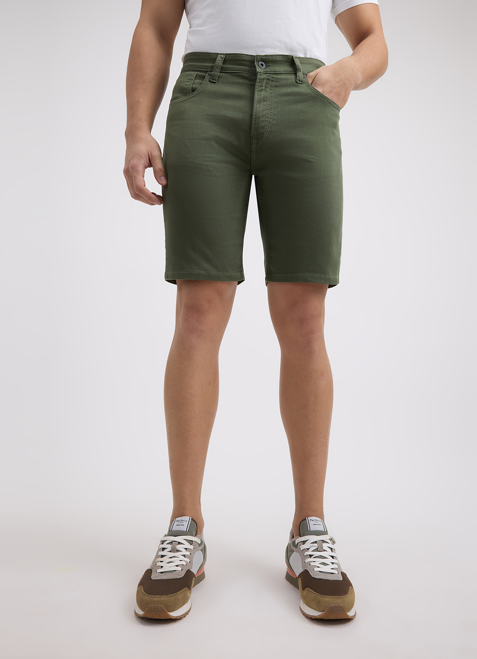 Men Green Mid Rise Regular Shorts, , large image number 2