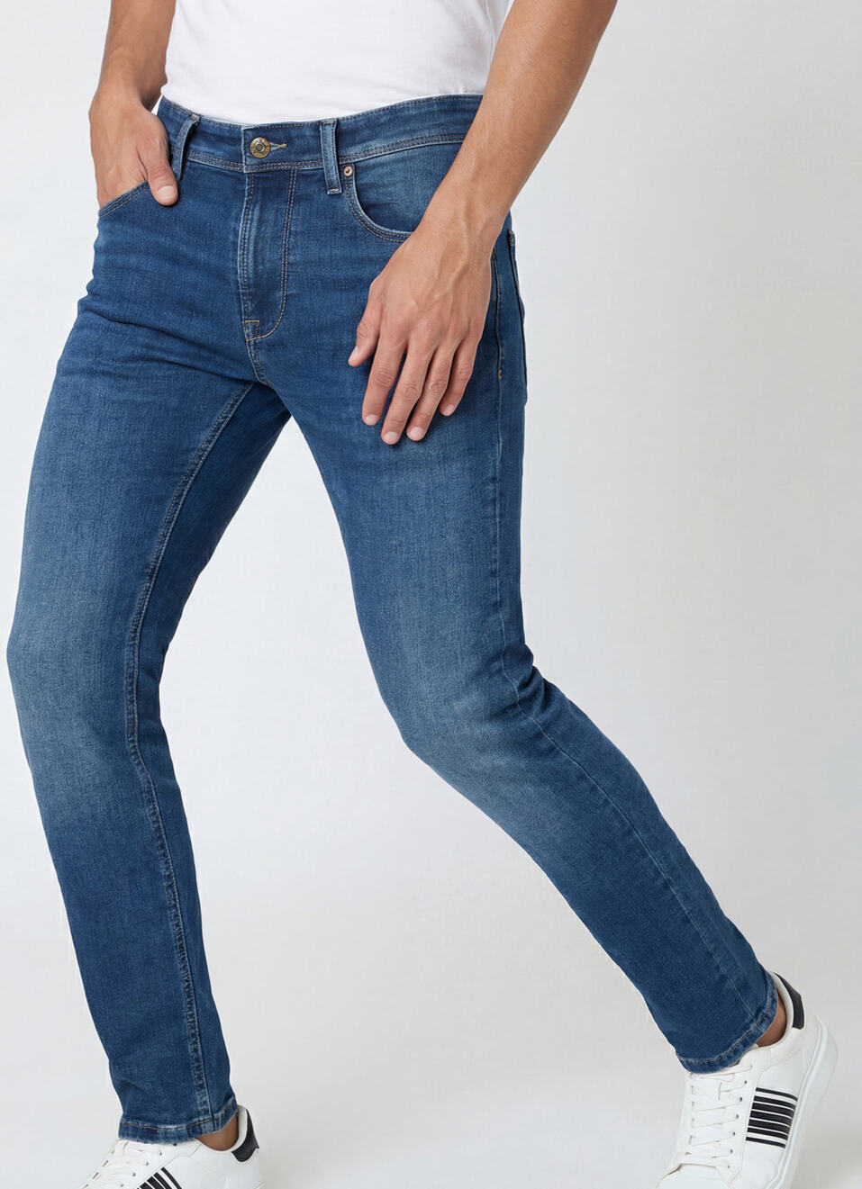 Men Blue Slim Fit Stretchable Jeans, , large image number 0