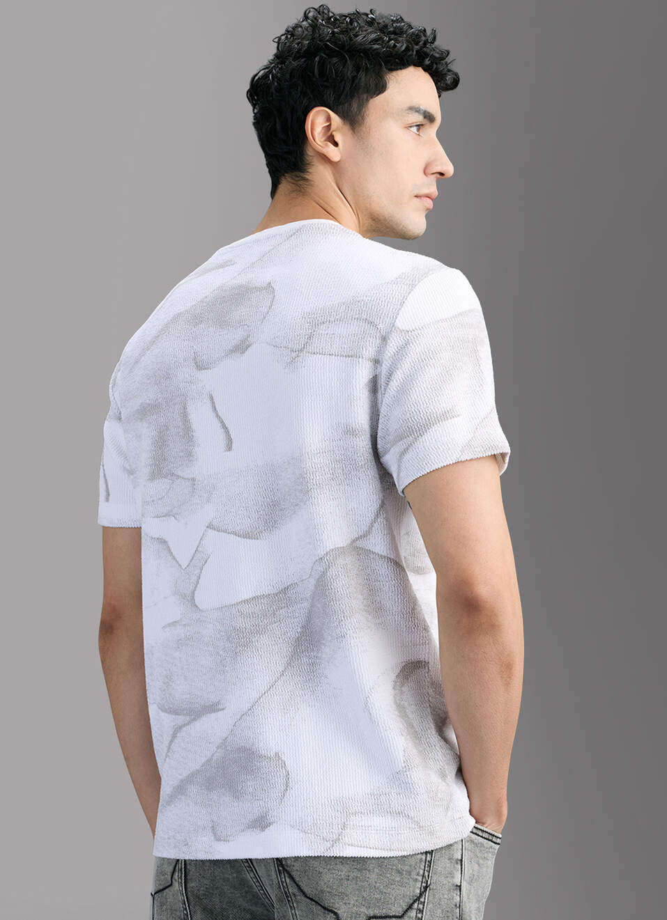 Men White Printed Slim Fit T-shirt, , large image number 6