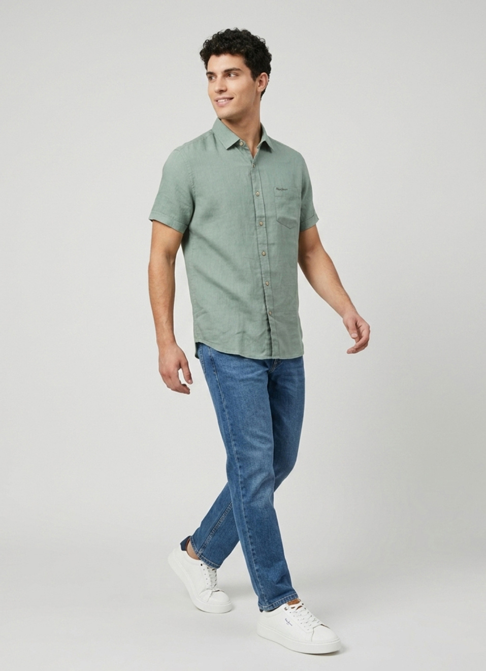 Men Light Green Solid Pure Linen Short Sleeve Shirt, , large image number 5