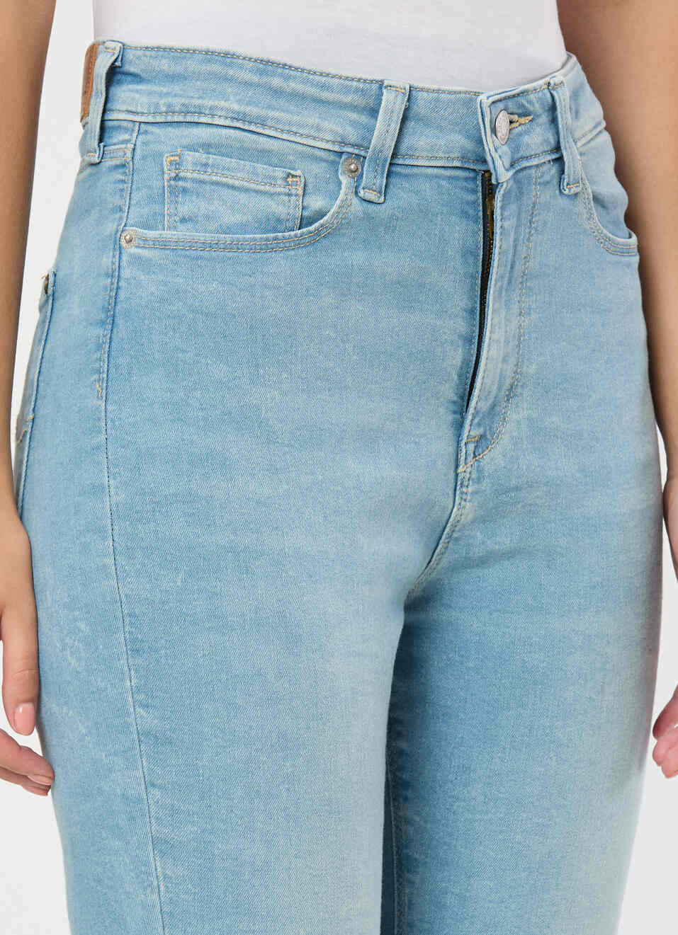 Women Super Light Tinted Used Skinny Jeans, , large image number 4
