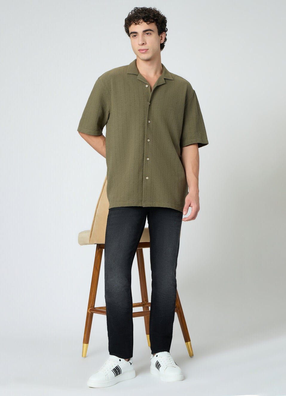 Men Olive Green Solid Relaxed Fit Shirt, , large image number 5