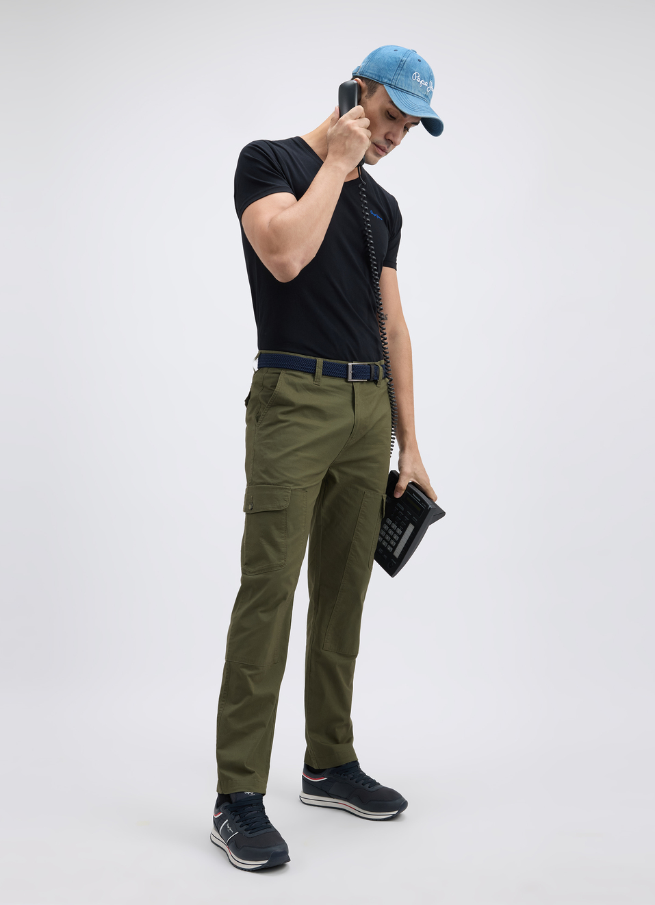 Men Green Mid Rise Stretch Cargos, , large image number 0