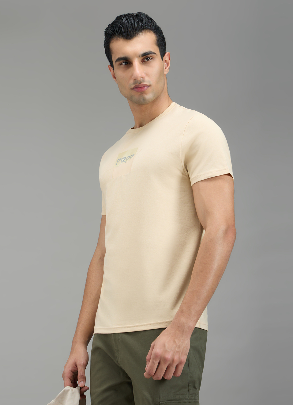 Men Beige Typographic Print Slim Fit T-shirt, , large image number 3