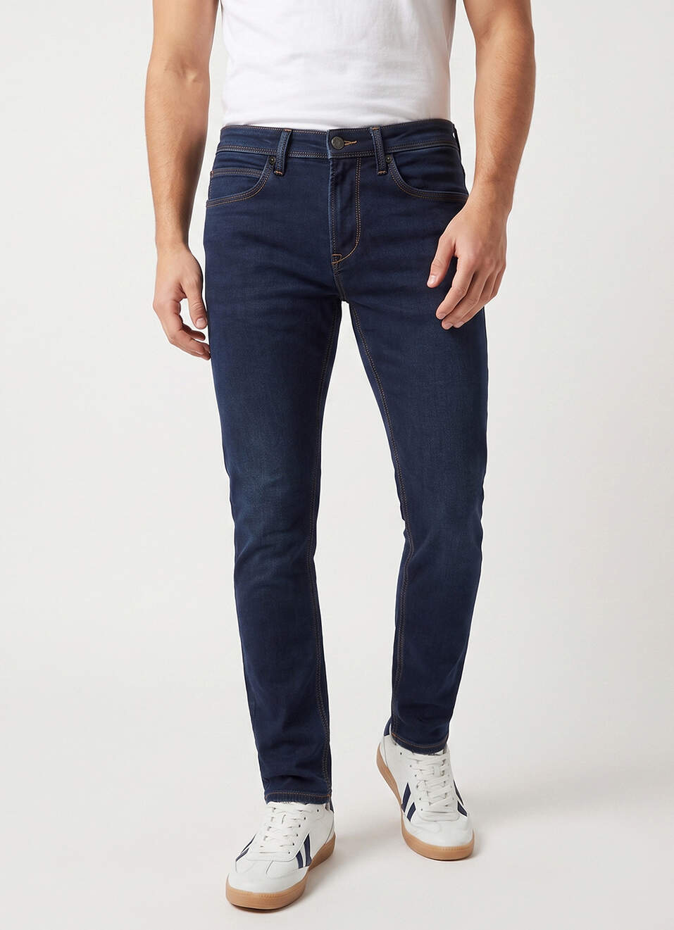 Men Blue Skinny Fit Mid Rise Stretchable Jeans, , large image number 2