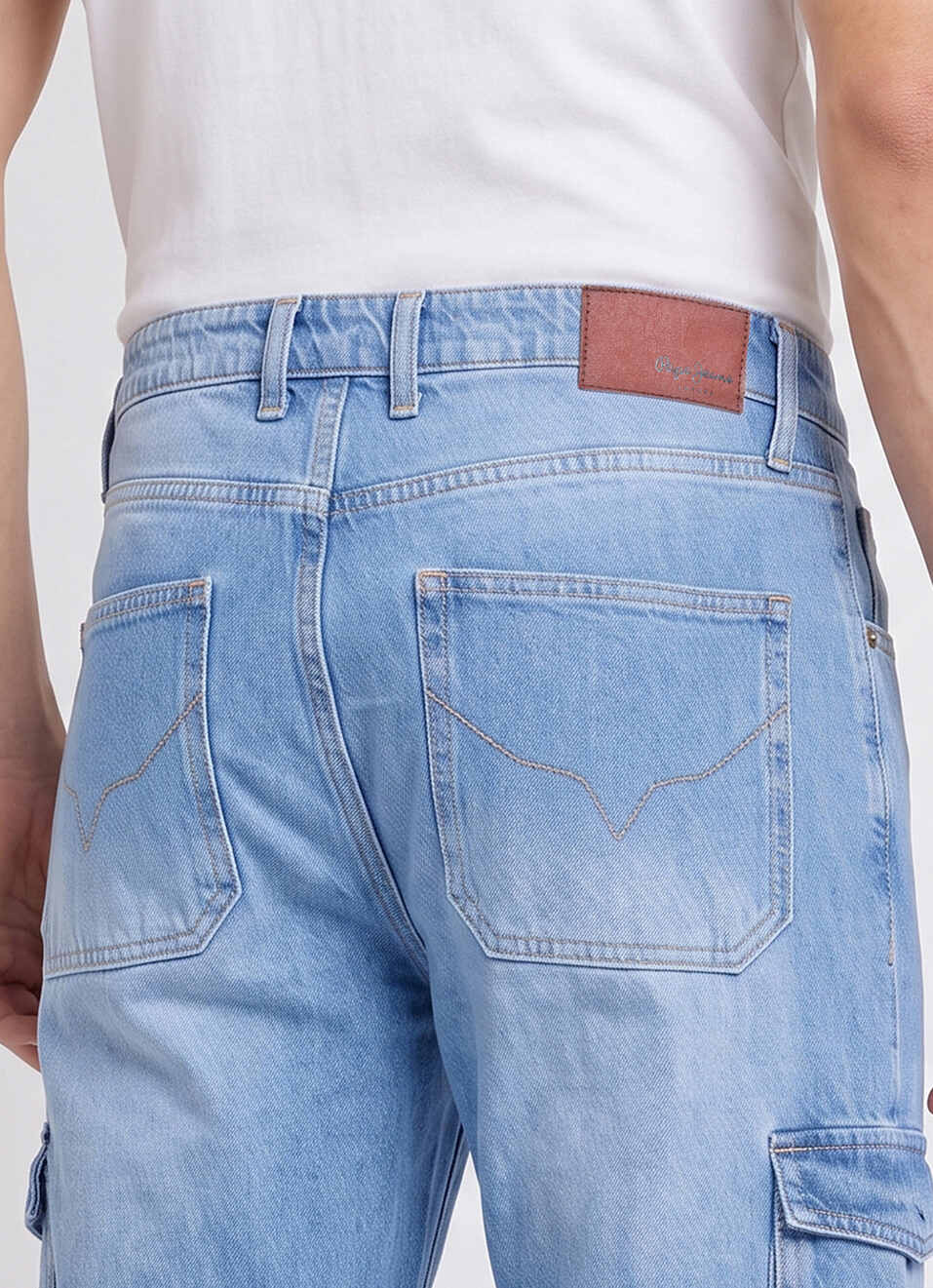 Men Blue Straight Fit Mid Rise Cargo Jeans, , large image number 5