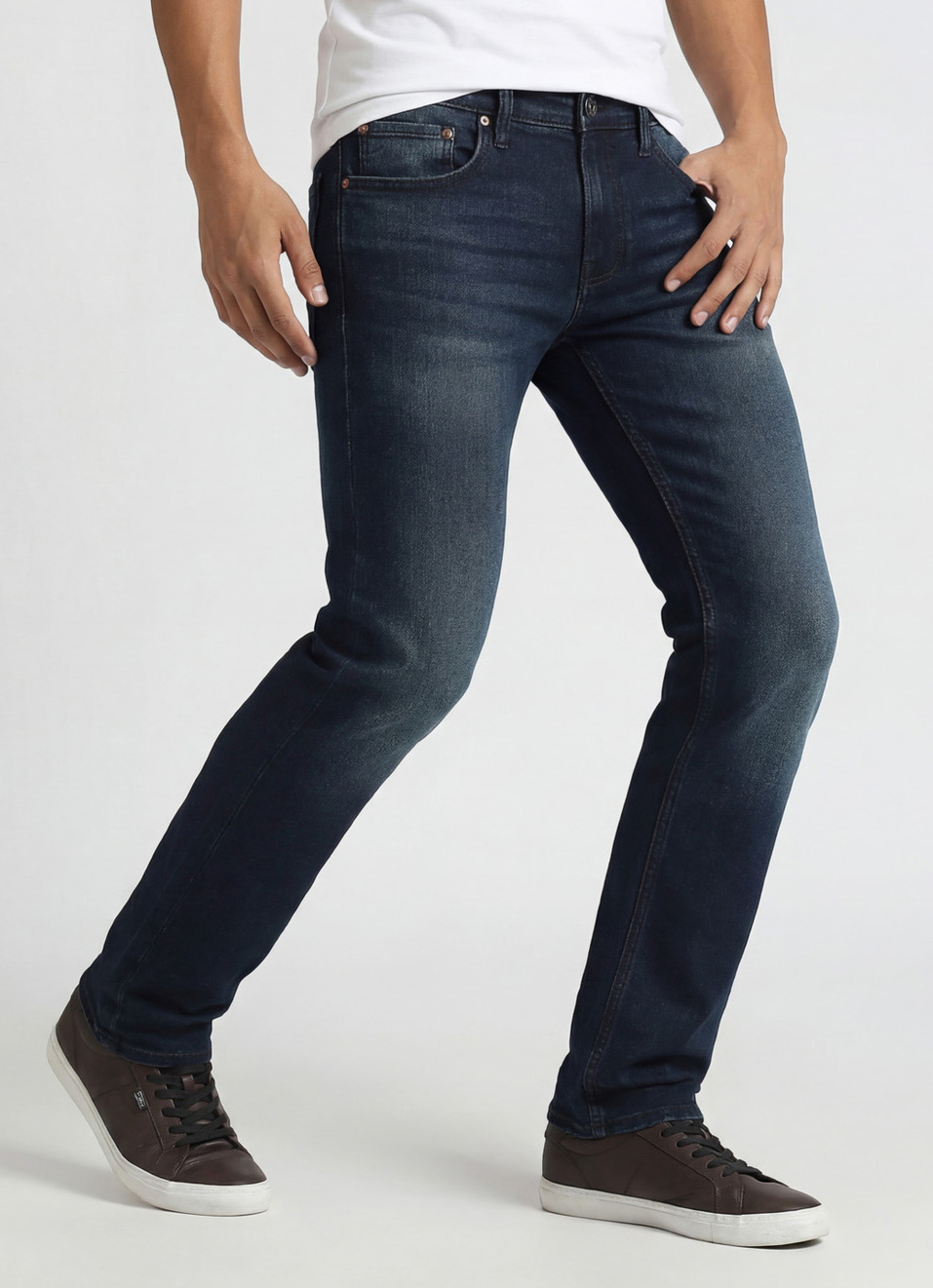 Men Dark Blue Mid Rise Slim Fit Jeans, , large image number 0