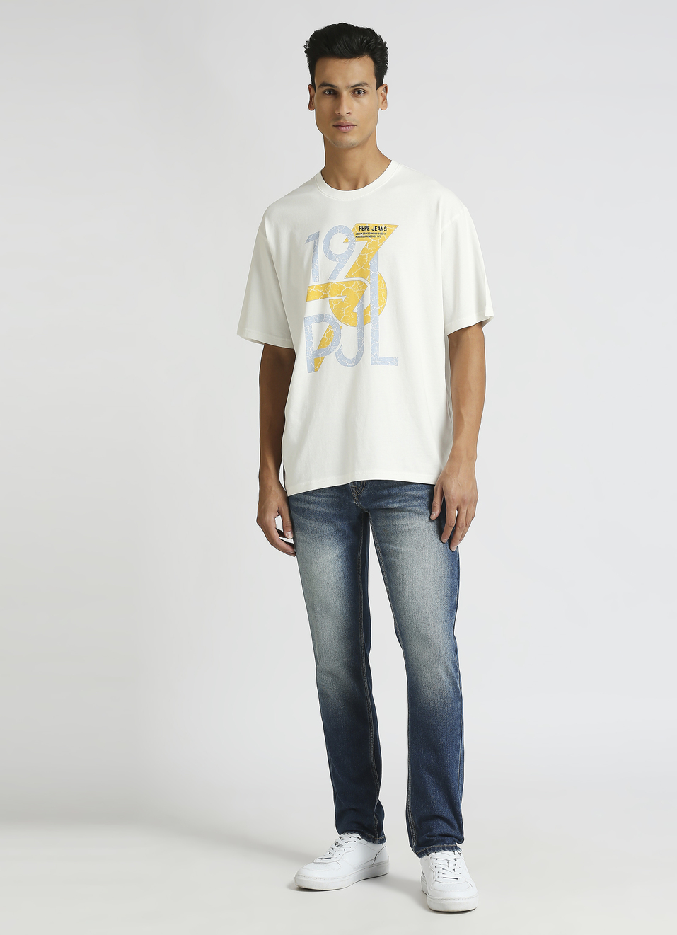 White Graphic Print Short Sleeve Oversized T-shirt, , large image number 3