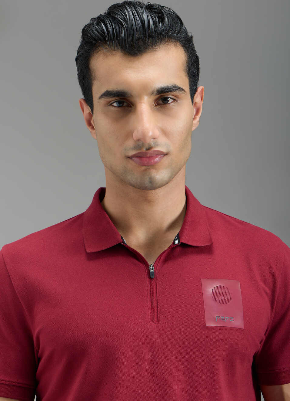 Men Red Solid Half Zip Short Sleeve Polo, , large image number 4