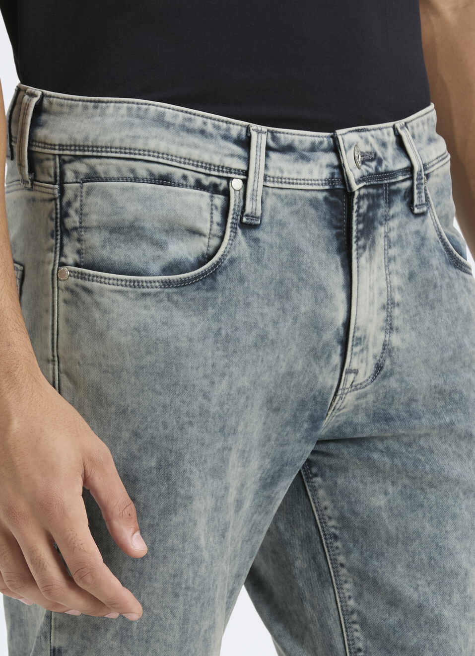 Men Grey Low Rise Slim Fit Tapered Jeans, , large image number 4