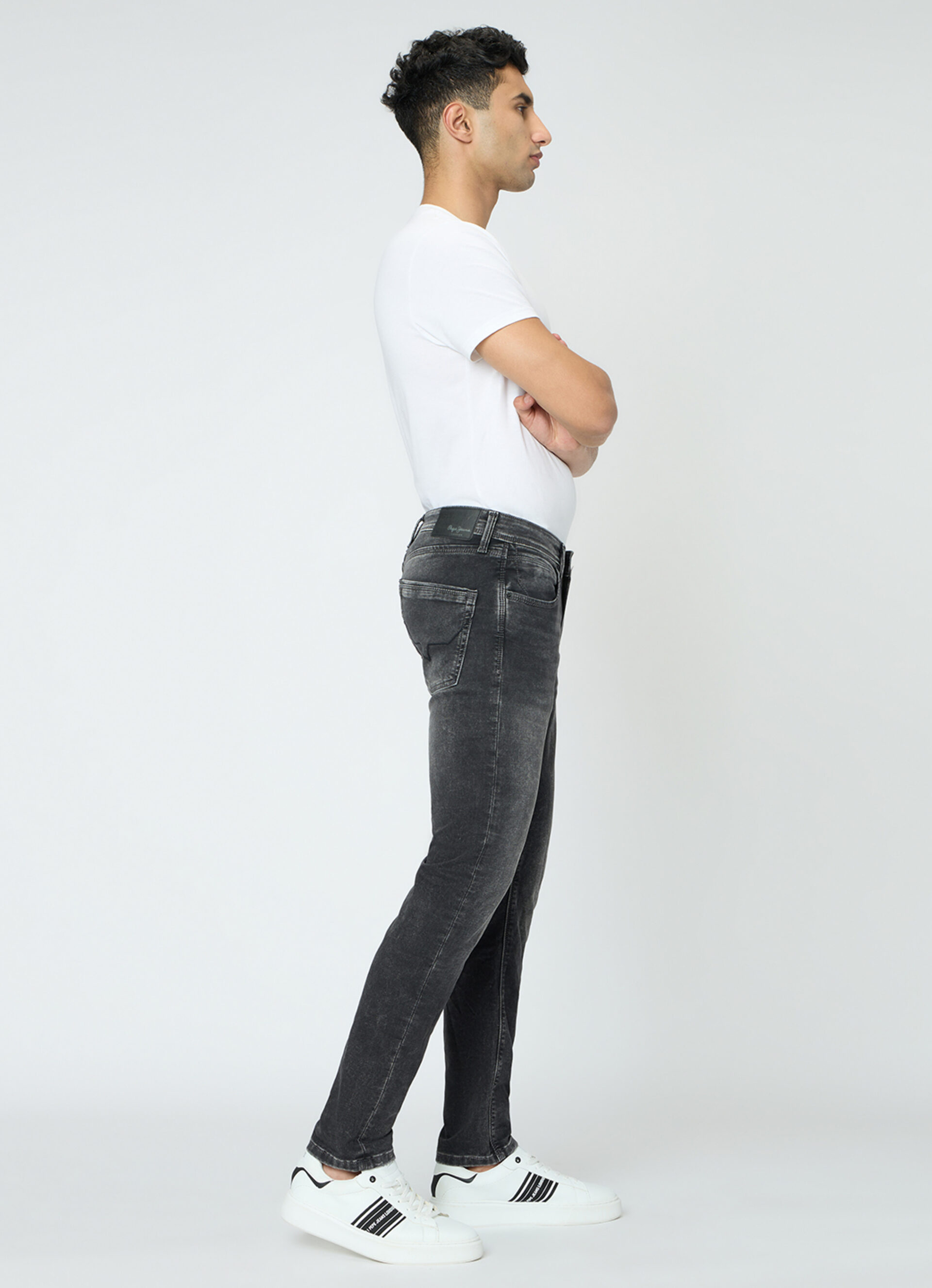 Men Black Slim Fit Stretchable Jeans, , large image number 10