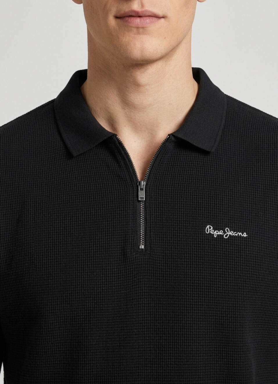 Men Black Solid Polo Collar T-shirt, , large image number 4
