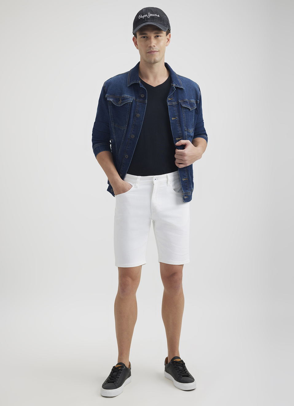 Men White Mid Rise Regular Shorts, , large image number 1