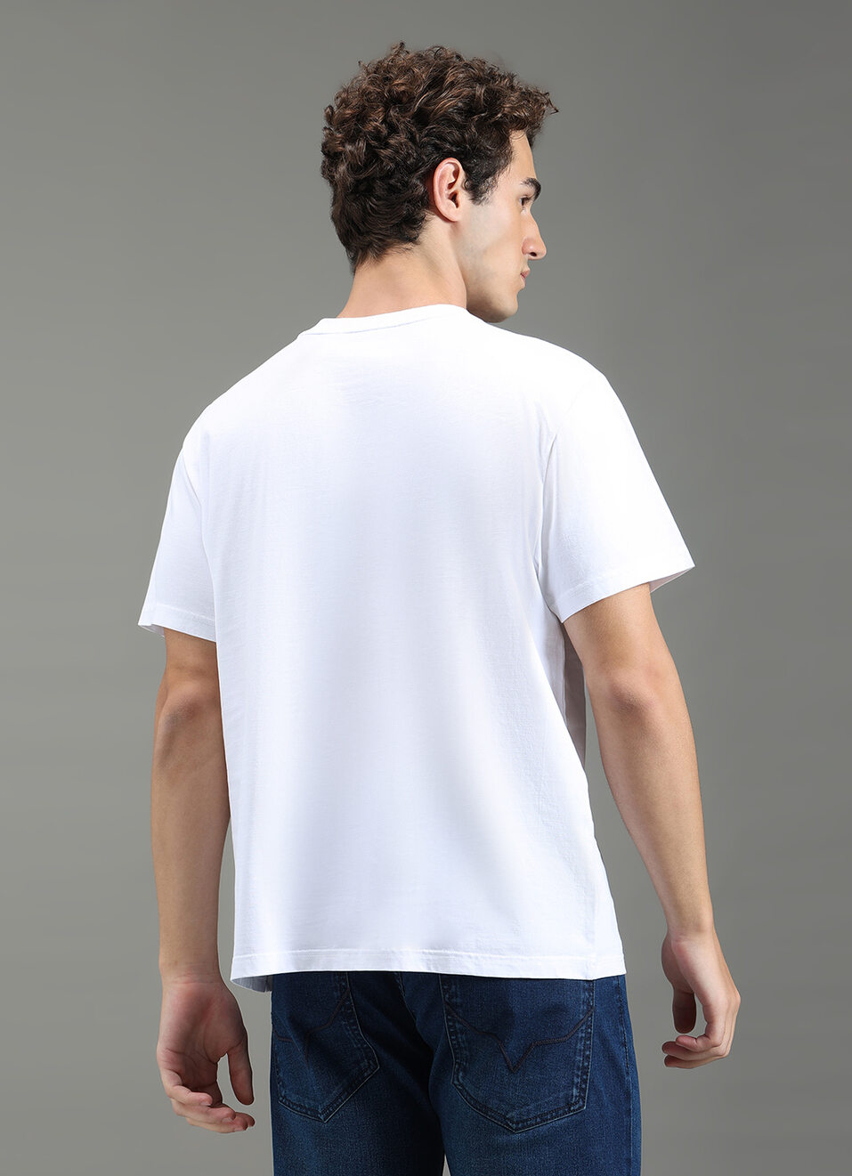 Men White Graphic Relaxed Fit T-shirt, , large image number 6