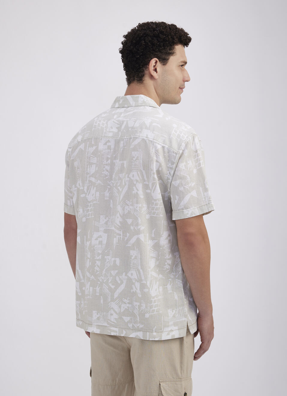 Men Beige Resort Collar Abstract Print Short Sleeve Shirt, , large image number 2