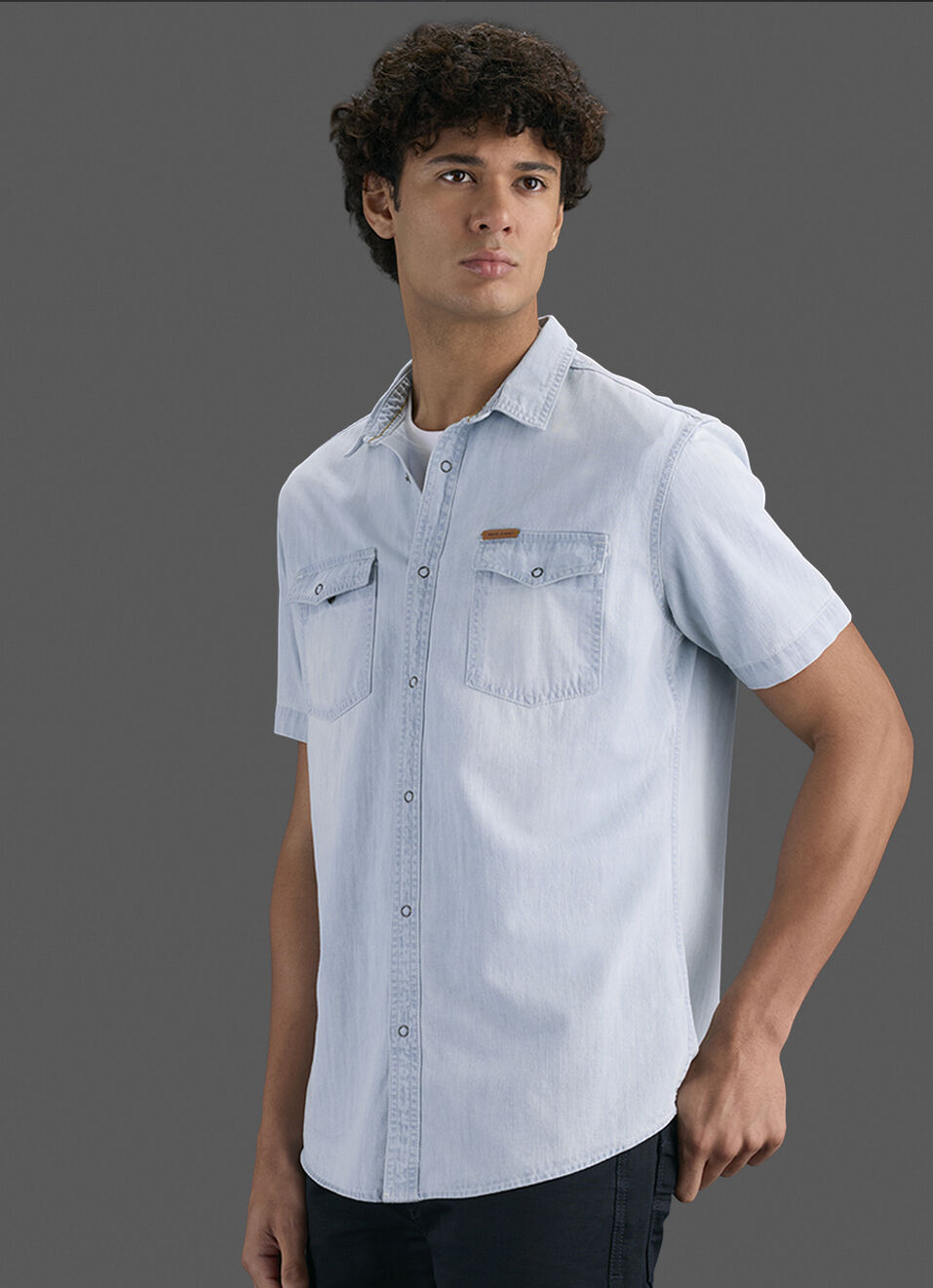 Men Light Blue Short Sleeve Denim Shirt, , large image number 6