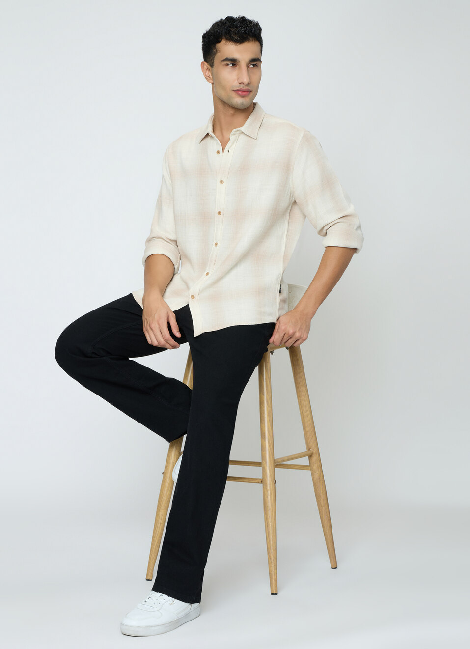 Men Off White Checked Shirt, , large image number 5
