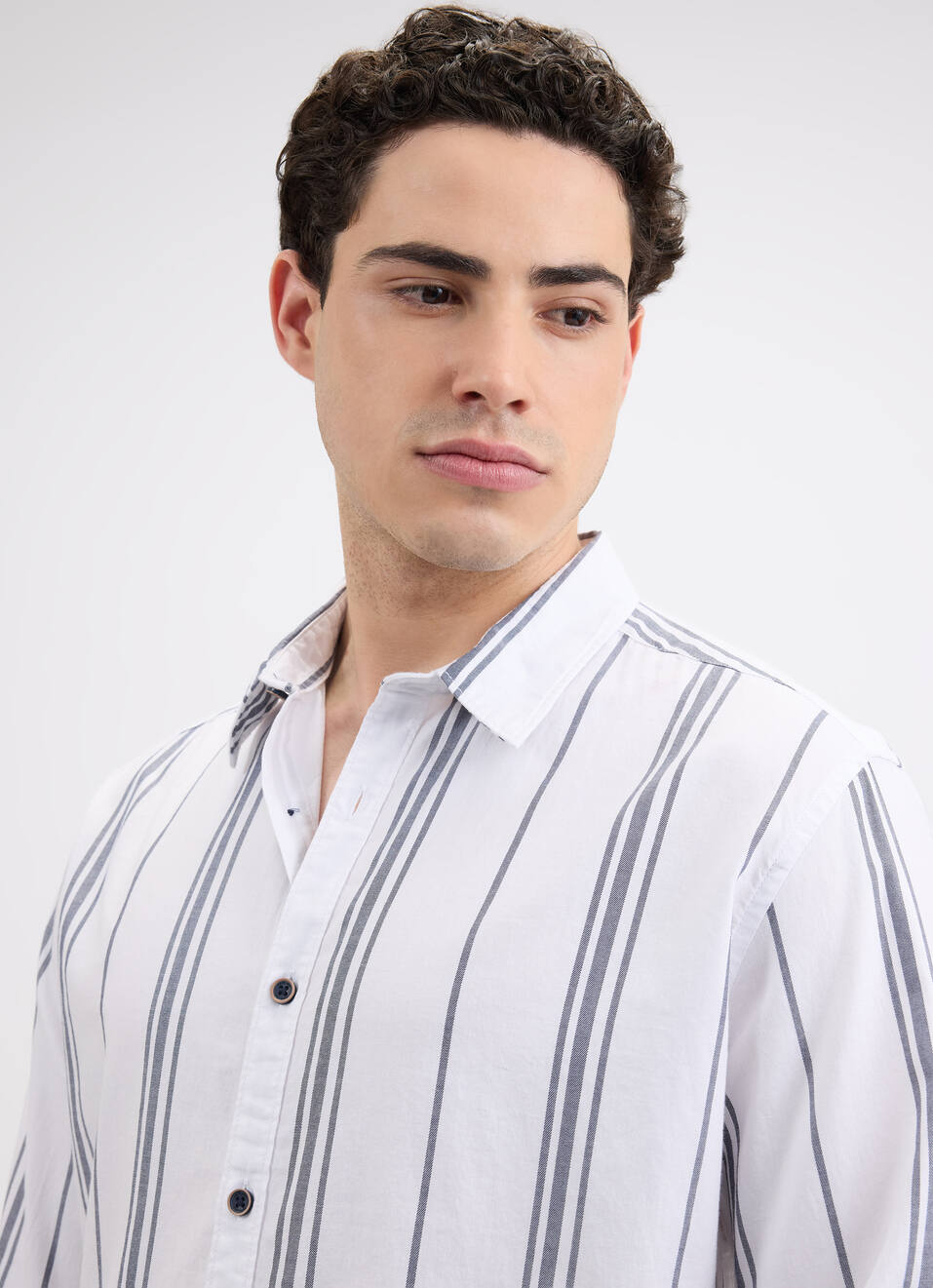Men White Vertical Stripe Full Sleeve Shirt, , large image number 4