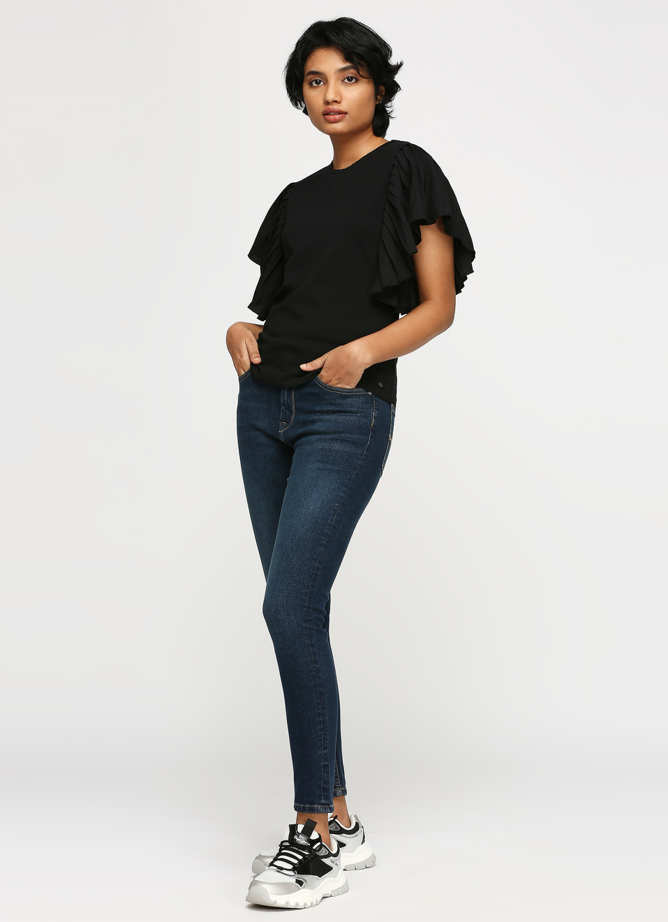 Black Round Neck Short Sleeve T-shirt, , large image number 5