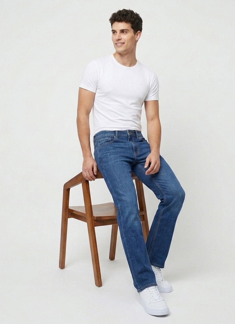 Men Blue Straight Fit Mid Rise Jeans, , large image number 1