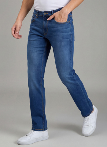 Men Blue Mid Rise Straight Fit Stretchable Jeans