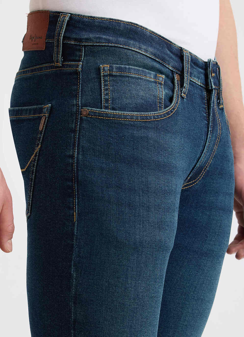 Men Blue Slim Fit Mid Rise All Climate Streachable Jeans, , large image number 4