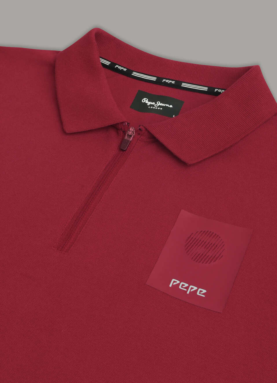 Men Red Solid Half Zip Short Sleeve Polo, , large image number 7